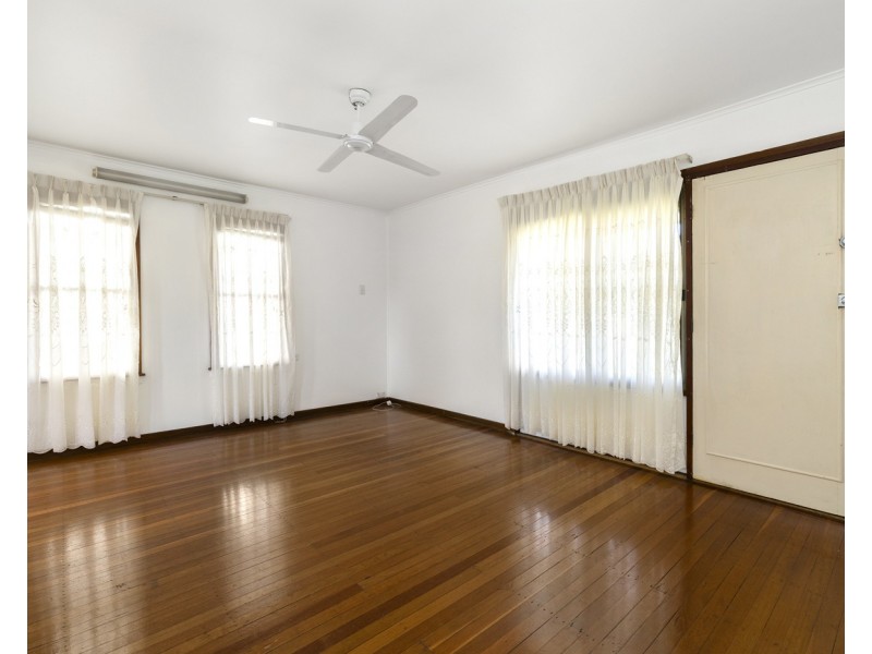 32 Busby Road, Busby NSW 2168