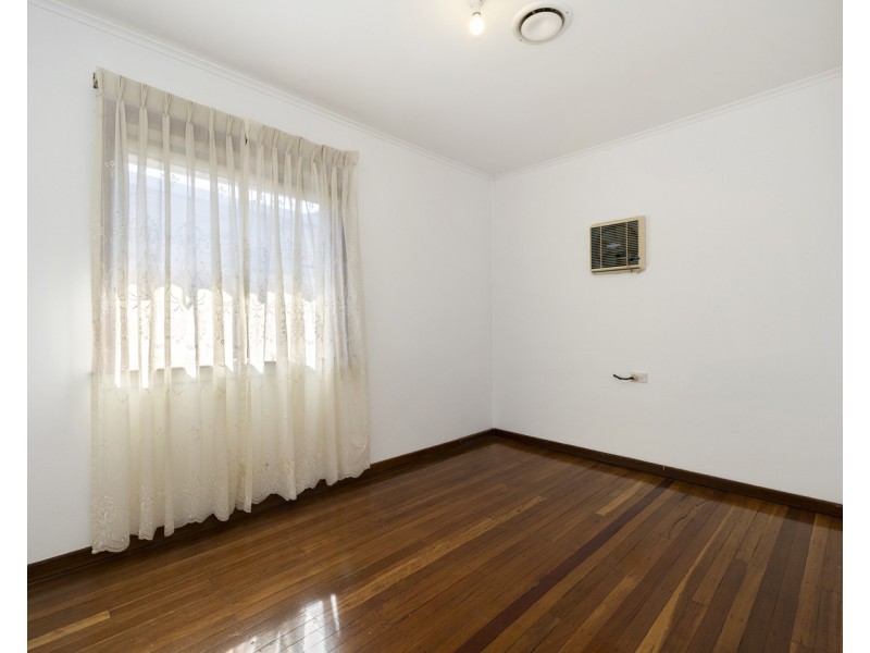 32 Busby Road, Busby NSW 2168