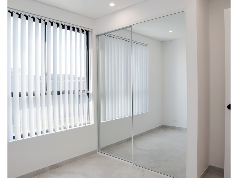 65A Pacific Palms Circuit, Hoxton Park NSW 2171