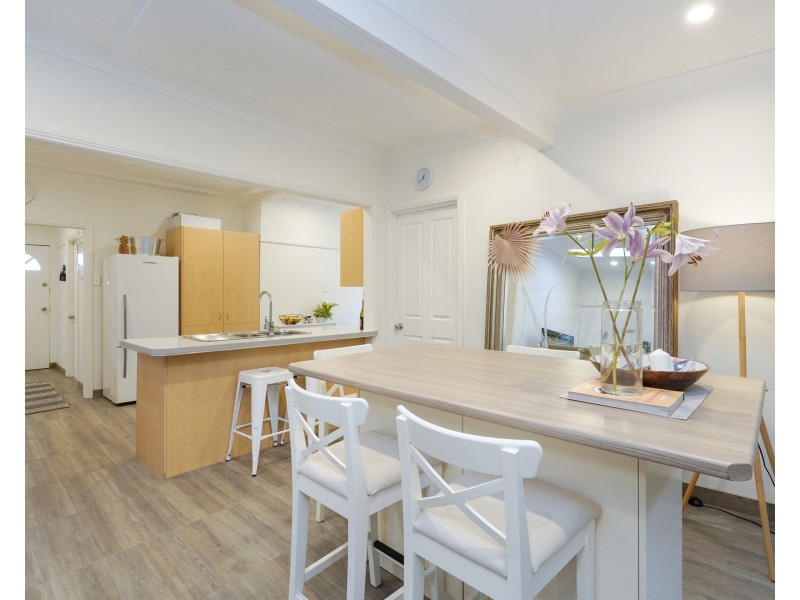 34 Grandview Drive, Campbelltown NSW 2560