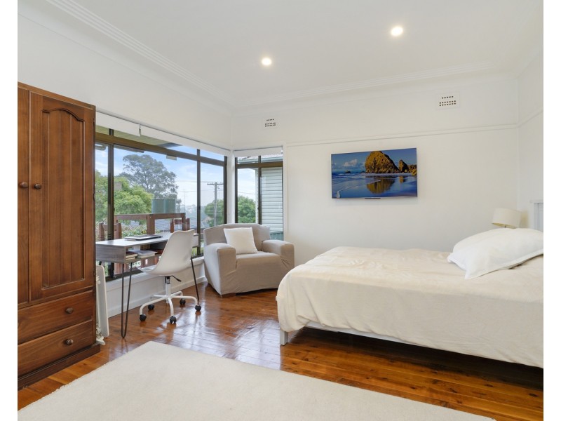 34 Grandview Drive, Campbelltown NSW 2560