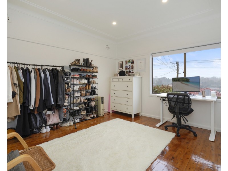 34 Grandview Drive, Campbelltown NSW 2560
