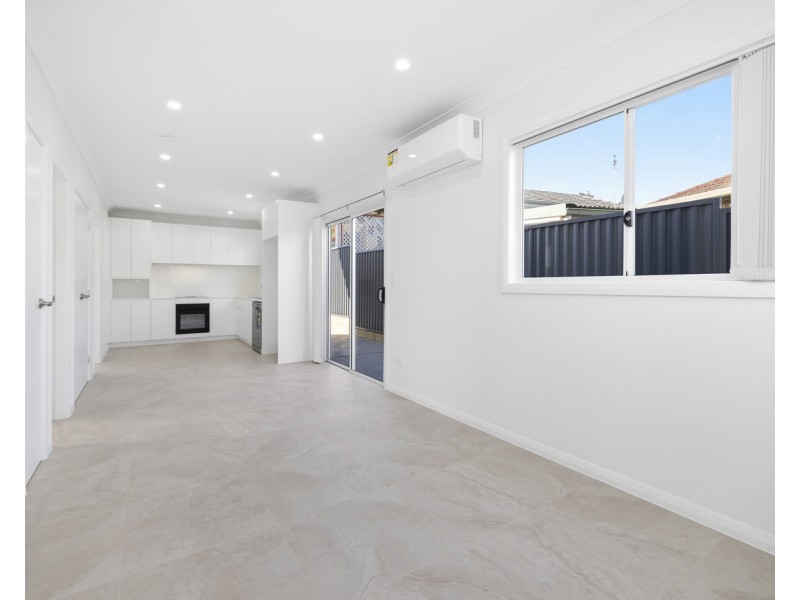 4a Floyd Place, Mount Pritchard NSW 2170