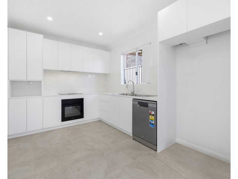4a Floyd Place, Mount Pritchard NSW 2170