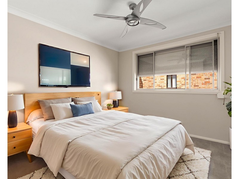 10 Dixon Street, Abbotsbury NSW 2176