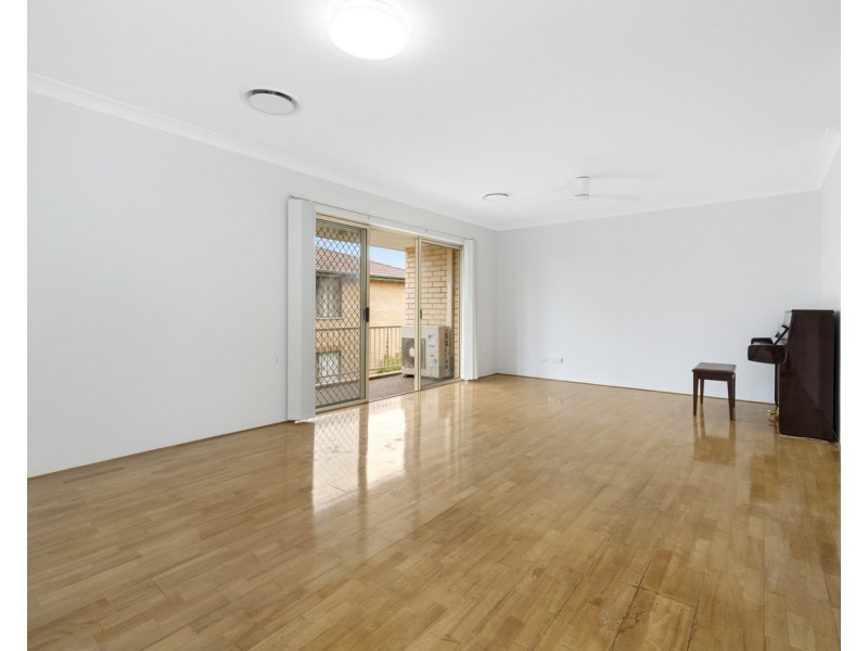 18/4 Riverpark Drive, Liverpool NSW 2170