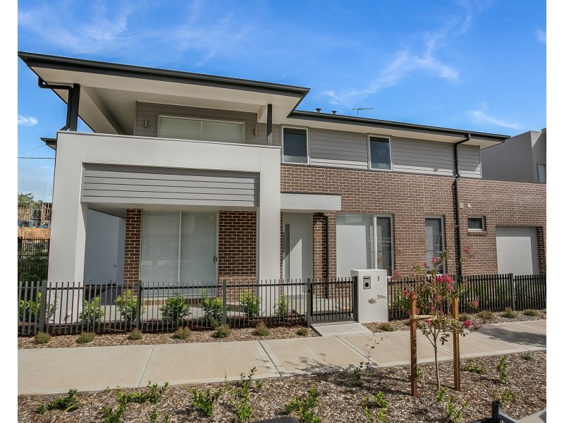 1 Indigo Crescent, Denham Court NSW 2565