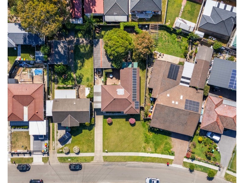 33 Stanwell Crescent, Ashcroft NSW 2168