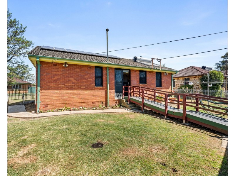 11 Bellbird Place, Cartwright NSW 2168