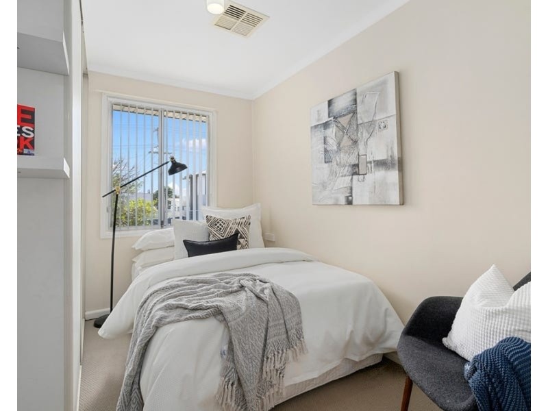 4 Sullivan Avenue, Lurnea NSW 2170