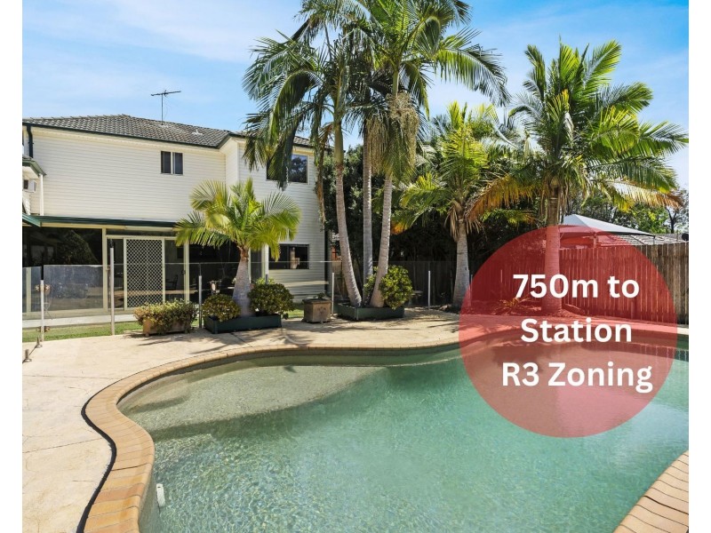 17 Hurlstone Avenue, Glenfield NSW 2167