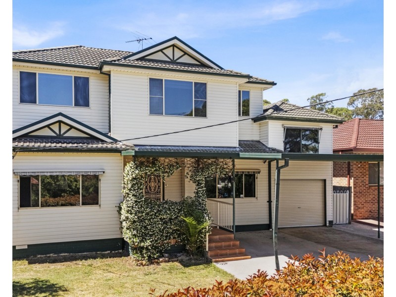 17 Hurlstone Avenue, Glenfield NSW 2167