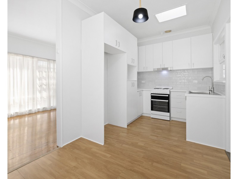 52 Fitzpatrick Crescent, Casula NSW 2170