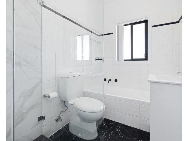 9 Scott Street, Campbelltown NSW 2560