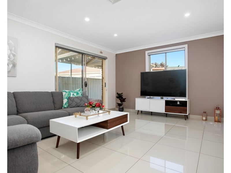 14 Kearns Place, Horningsea Park NSW 2171