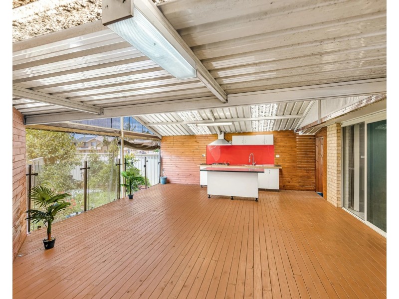 9 Tingha Close, Hinchinbrook NSW 2168