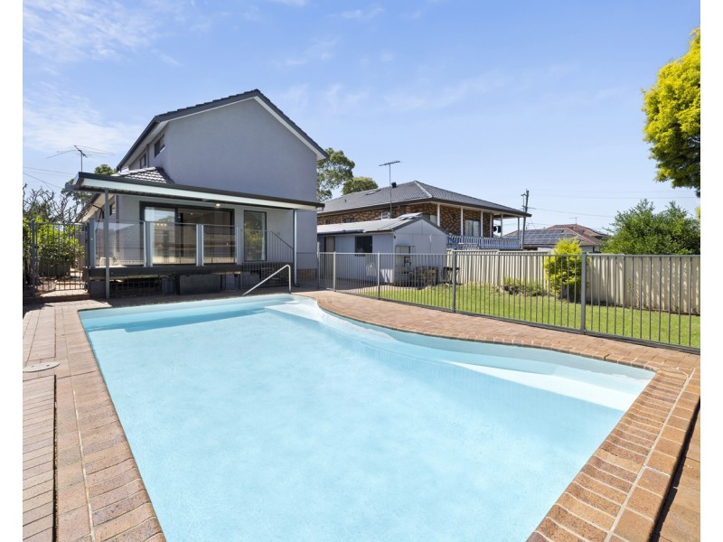 190 The Horsley Drive, Fairfield NSW 2165