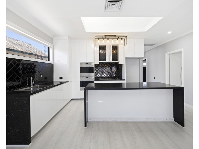 190 The Horsley Drive, Fairfield NSW 2165
