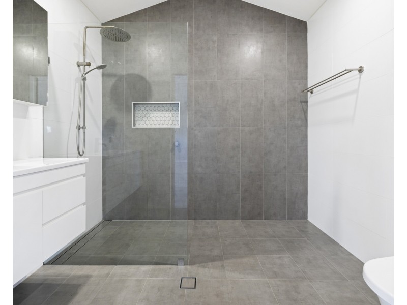 190 The Horsley Drive, Fairfield NSW 2165
