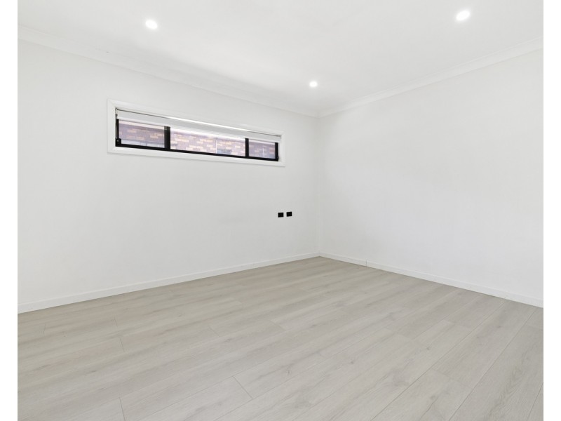 190 The Horsley Drive, Fairfield NSW 2165