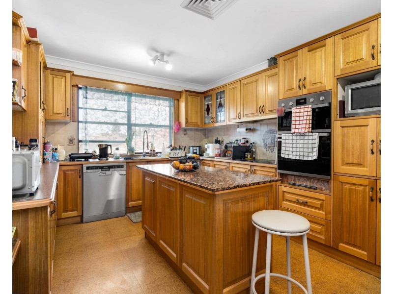 47 Edna Avenue, Mount Pritchard NSW 2170