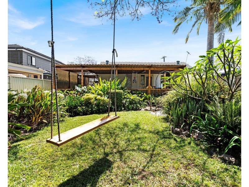 164 Graham Avenue, Lurnea NSW 2170