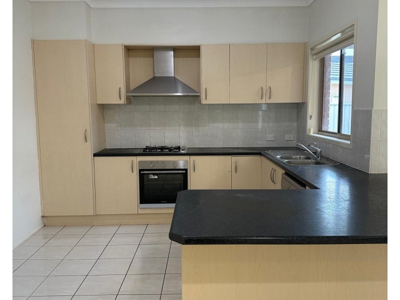 19 Dee Close, Prestons NSW 2170