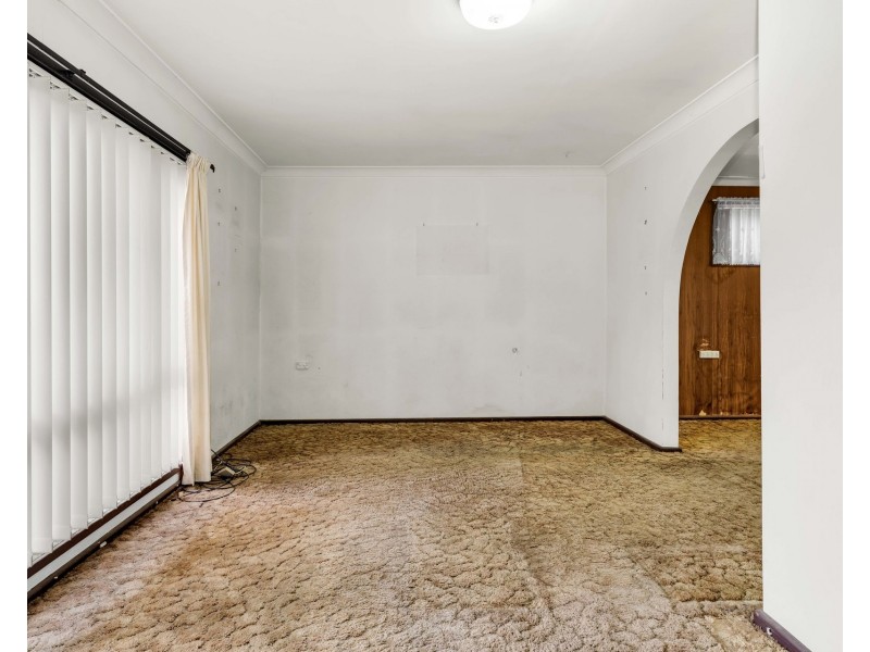 127 Gabo Crescent, Sadleir NSW 2168