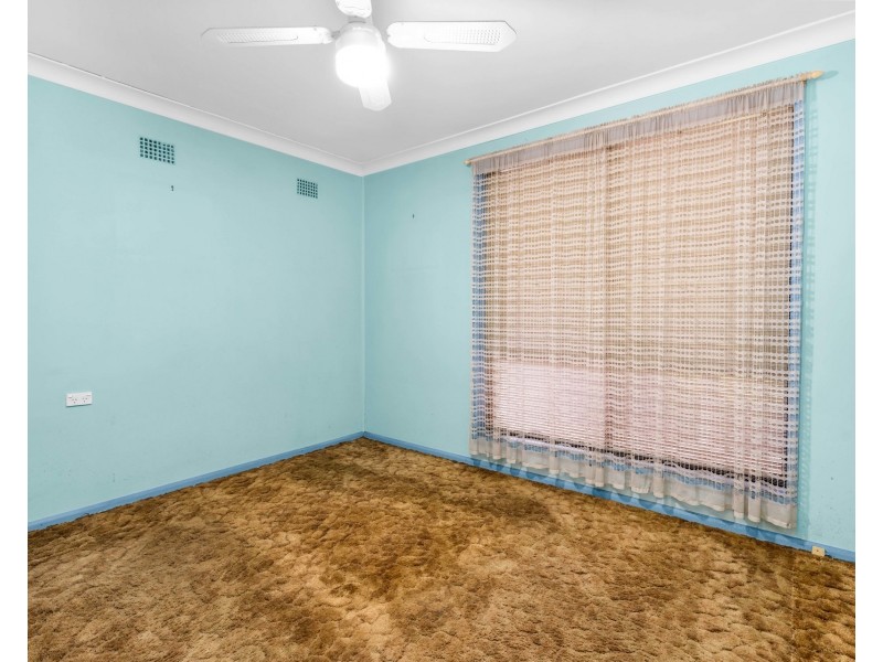 127 Gabo Crescent, Sadleir NSW 2168