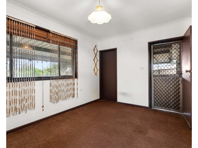 127 Gabo Crescent, Sadleir NSW 2168