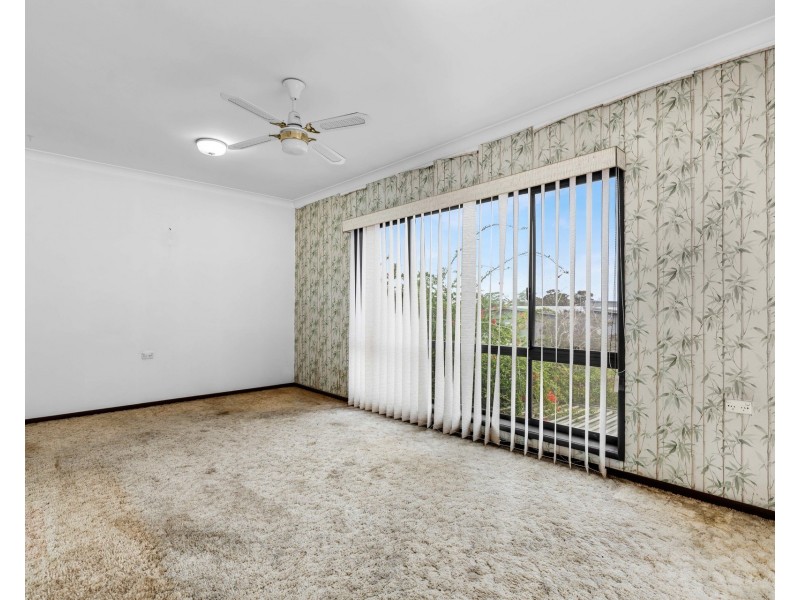 127 Gabo Crescent, Sadleir NSW 2168