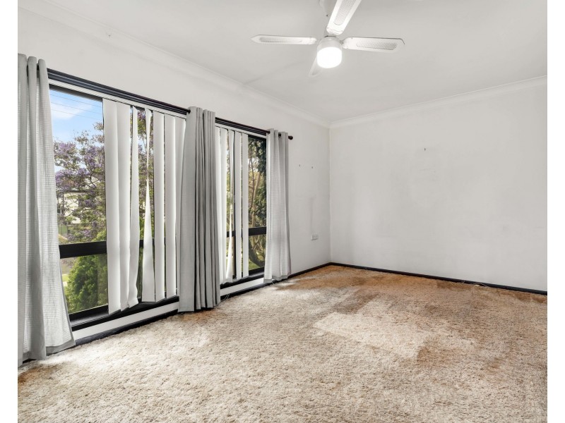 127 Gabo Crescent, Sadleir NSW 2168