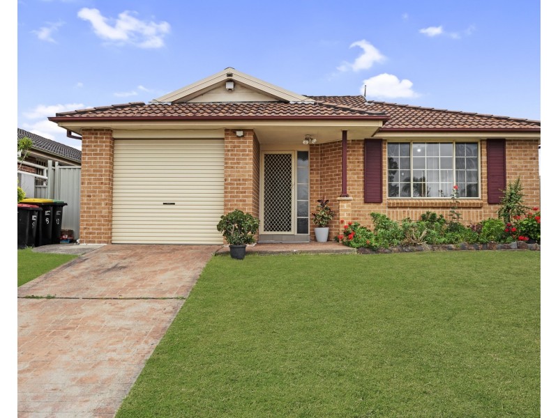 13 Osprey Avenue, Green Valley NSW 2168