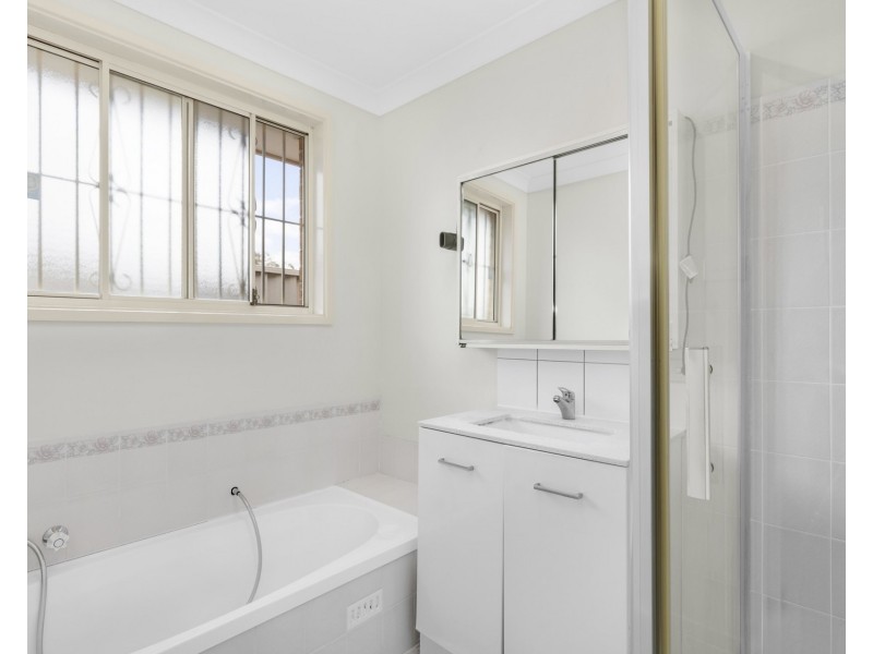 13 Osprey Avenue, Green Valley NSW 2168