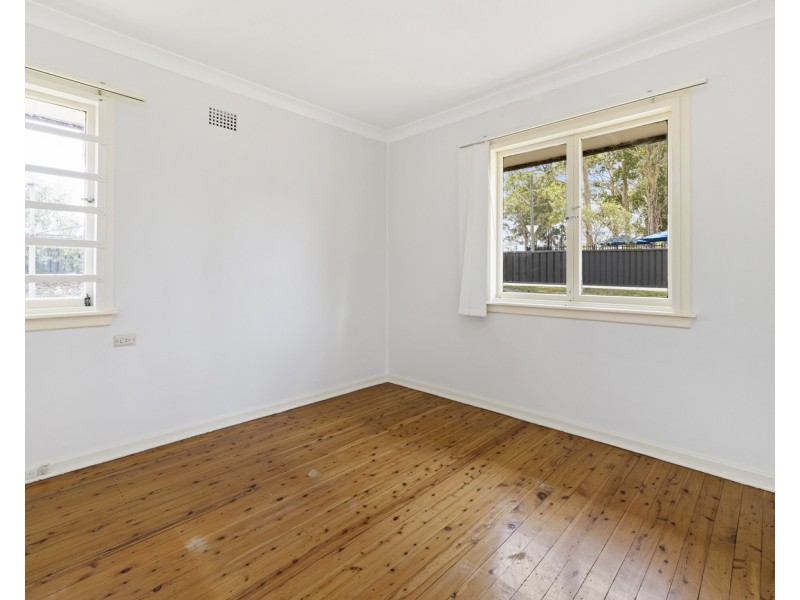 1 Busby Road, Busby NSW 2168