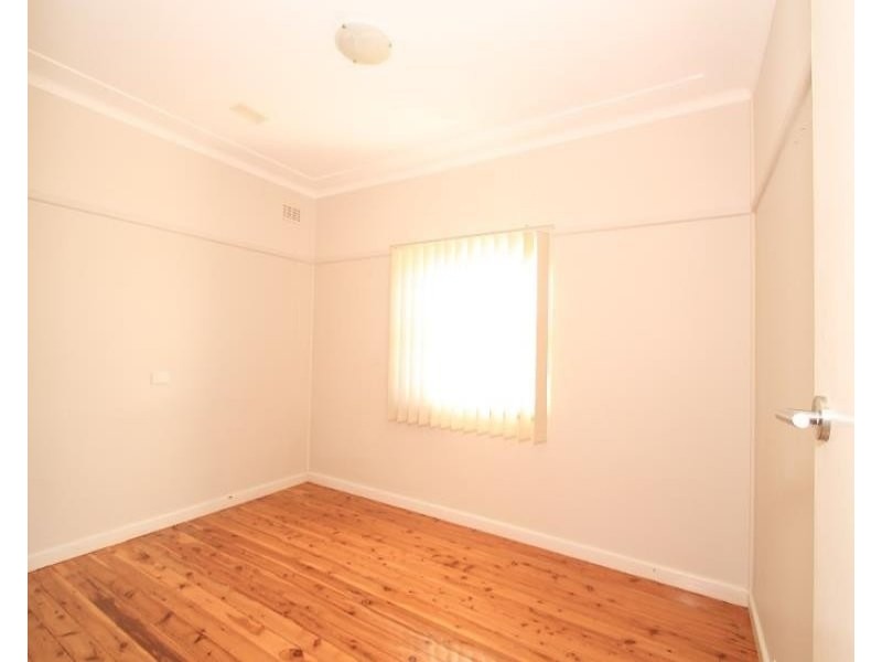 29 Marsh Parade, Casula NSW 2170