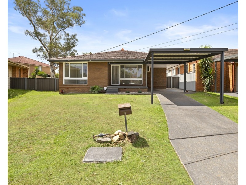 8 Rix Avenue, Hammondville NSW 2170