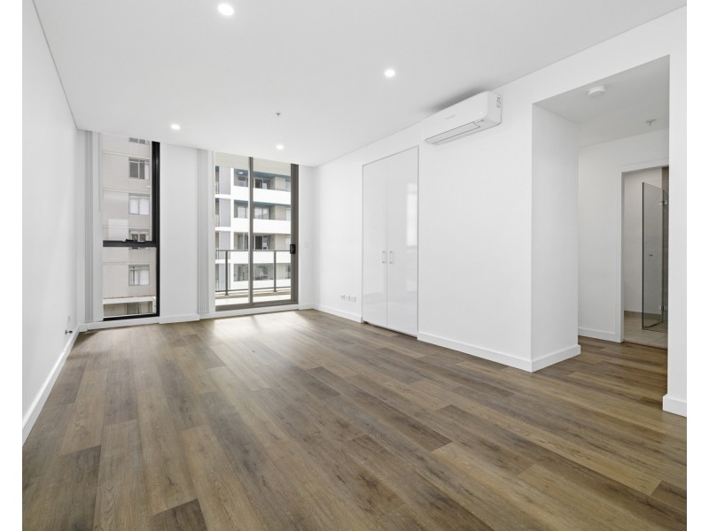 B901/19-25 Bigge Street, Liverpool NSW 2170