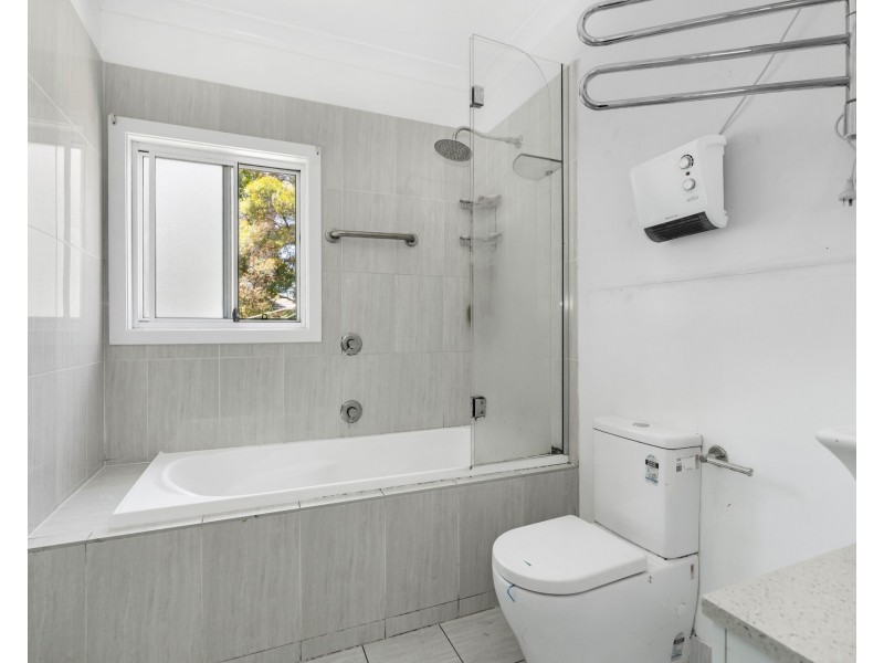 146 Webster Road, Lurnea NSW 2170