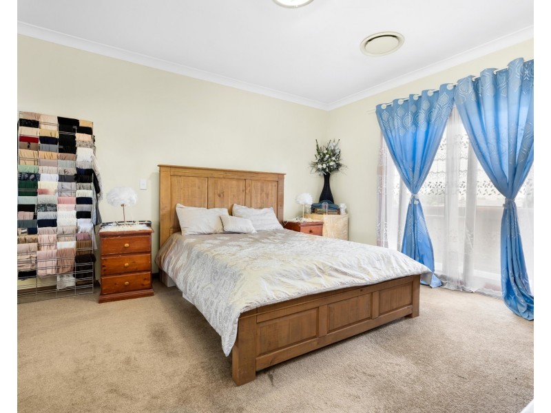 23 Roth Street, Casula NSW 2170