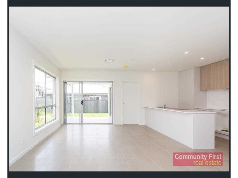 29 Allison Circuit, Oran Park NSW 2570