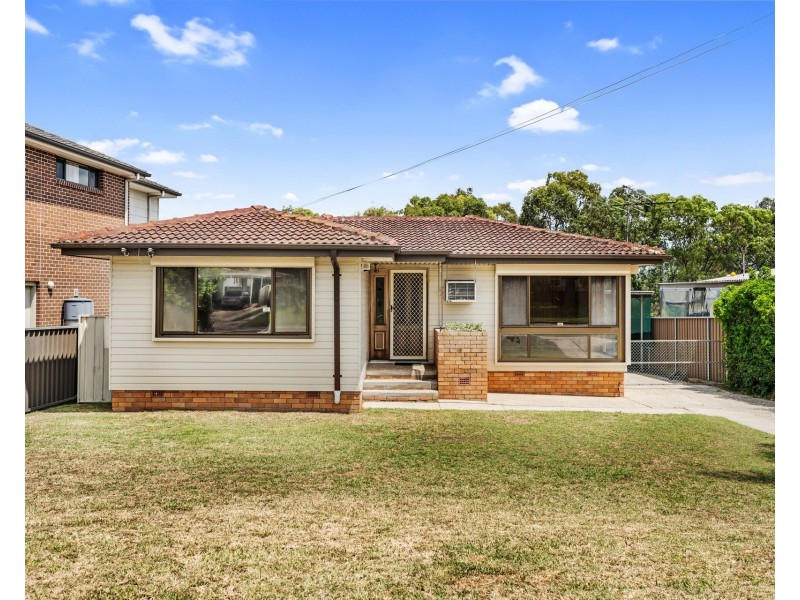 29 Amalfi Street, Lurnea NSW 2170