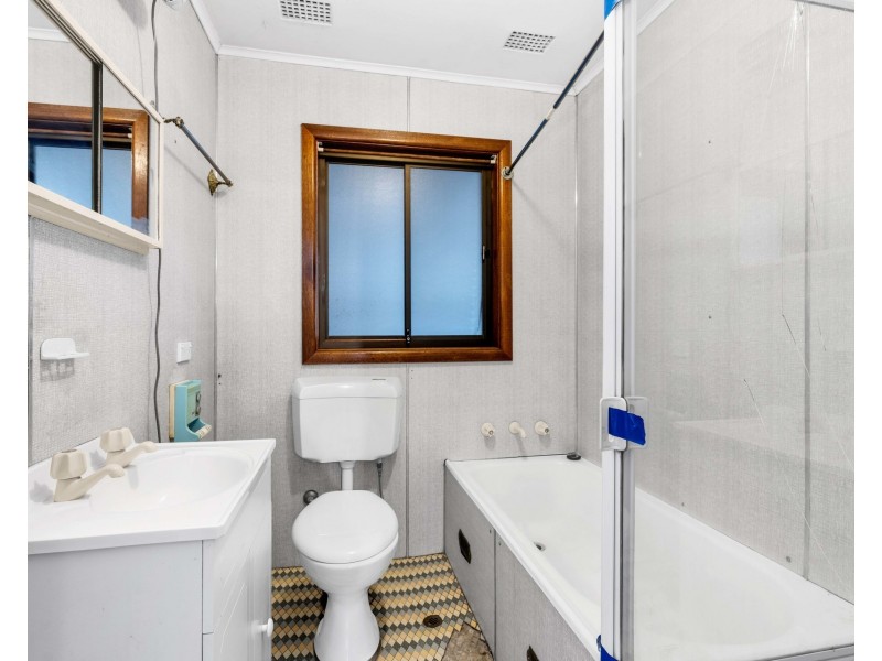 29 Amalfi Street, Lurnea NSW 2170