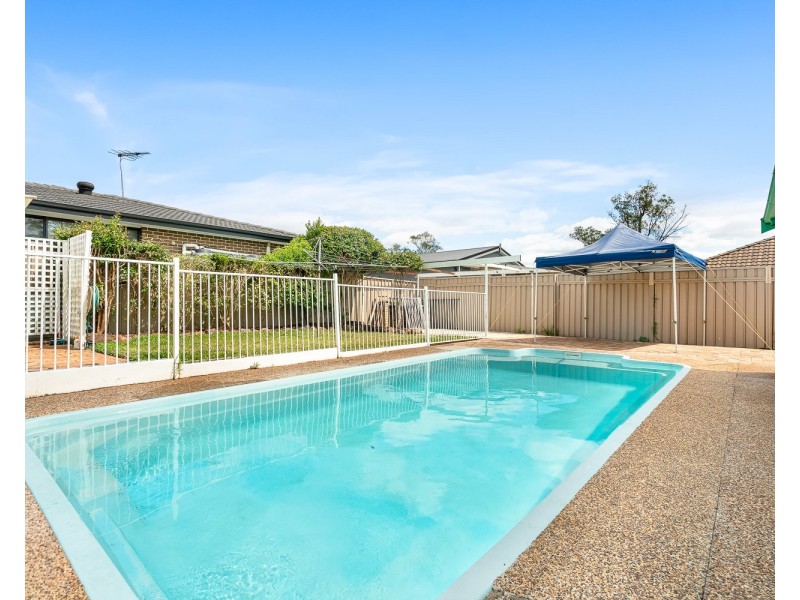 5 Ida Avenue, Lurnea NSW 2170