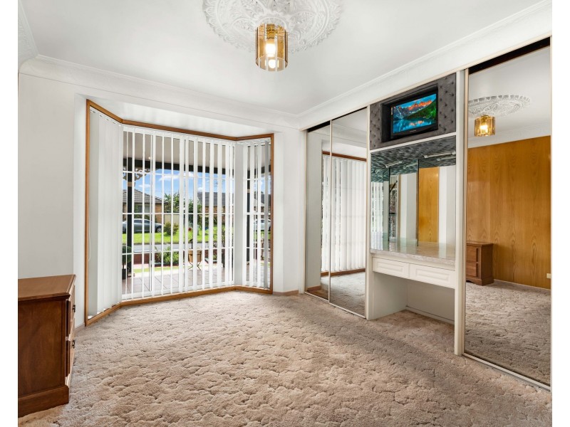 8 Barnett Street, Ashcroft NSW 2168