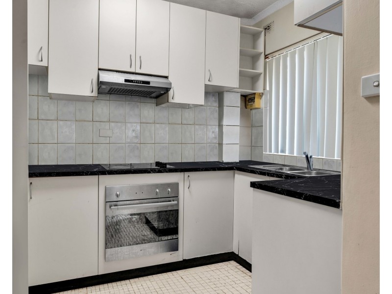 8/66 Speed Street, Liverpool NSW 2170