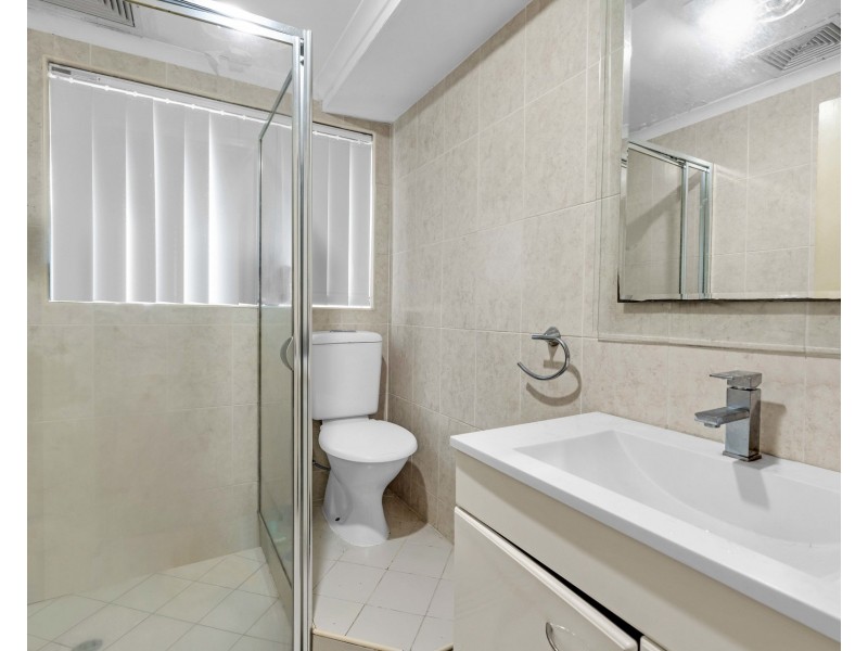 8/66 Speed Street, Liverpool NSW 2170