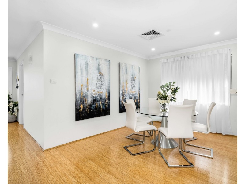 2 Fantail Place, Green Valley NSW 2168