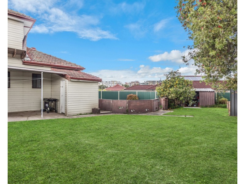 7 Saunders Avenue, Liverpool NSW 2170
