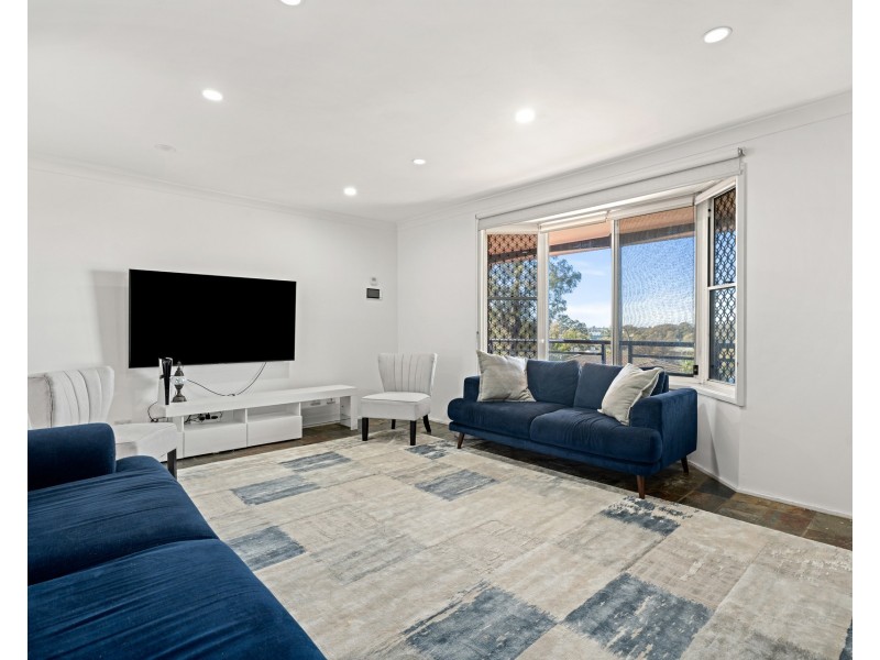 11 Oakborne Road, Liverpool NSW 2170